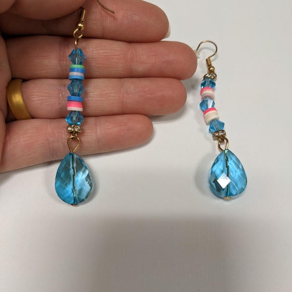 Earring bundle - Picture 7 of 7